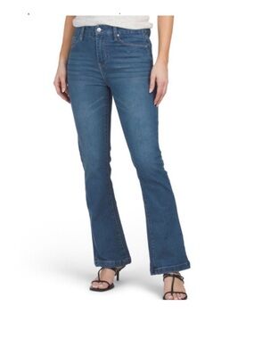 NWT Nicole Miller New York High Rise Boot Cut jeans